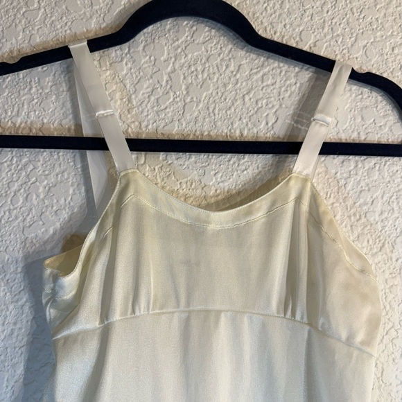 Her majesty Teen Full Short Slip. XXS or XS. See measurements and notes. - Picture 2 of 8